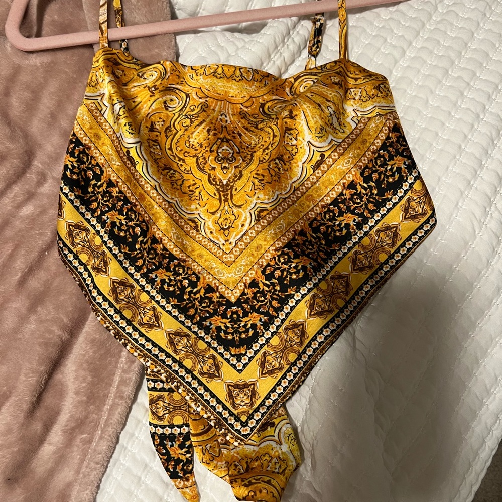 yellow tank top